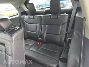 2023 Ford Explorer XLT - miniatura 15