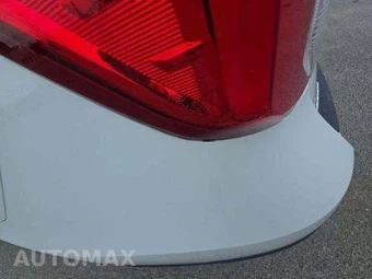 2023 Ford Explorer XLT - miniatura 25