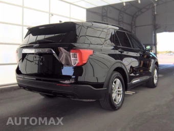 2023 Ford Explorer XLT - miniatura 4