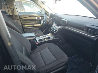 2023 Ford Explorer XLT - miniatura 8