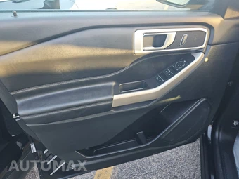 2023 Ford Explorer XLT - miniatura 9