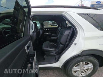 2023 Ford Explorer XLT - miniatura 10