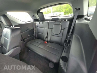 2023 Ford Explorer XLT - miniatura 11