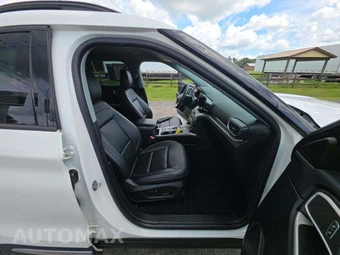 2023 Ford Explorer XLT - miniatura 16