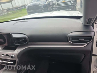 2023 Ford Explorer XLT - miniatura 17