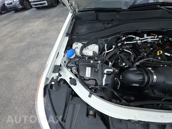 2023 Ford Explorer XLT - miniatura 23