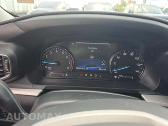 2023 Ford Explorer XLT - miniatura 6