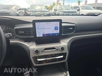 2023 Ford Explorer XLT - miniatura 7