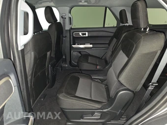 2023 Ford Explorer XLT - miniatura 13
