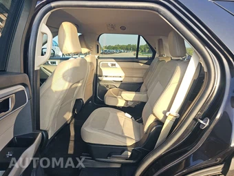 2023 Ford Explorer XLT – miniatura 13