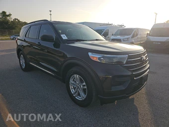 2023 Ford Explorer XLT – miniatura 3