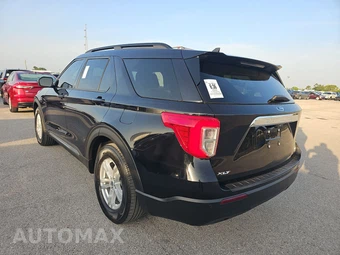 2023 Ford Explorer XLT – miniatura 6