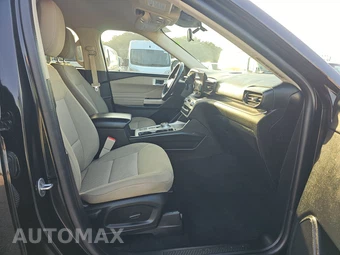 2023 Ford Explorer XLT – miniatura 8