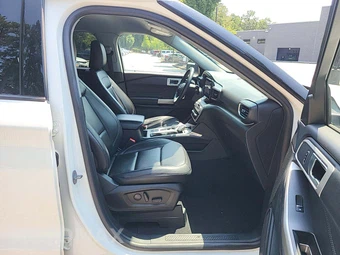 2023 Ford Explorer XLT - miniatura 19