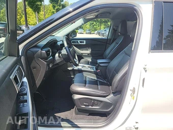 2023 Ford Explorer XLT - miniatura 6