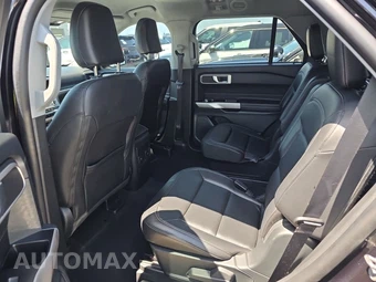 2023 Ford Explorer XLT - miniatura 13