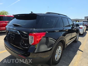 2023 Ford Explorer XLT - miniatura 4