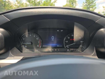 2023 Ford Explorer XLT - miniatura 9
