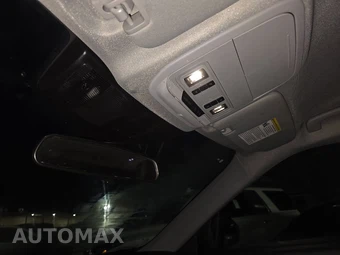 2023 Ford Explorer XLT - miniatura 21