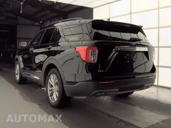 2023 Ford Explorer XLT - miniatura 6