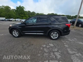 2023 Ford Explorer XLT – miniatura 3
