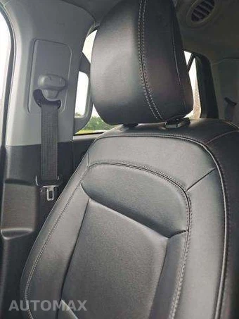 2023 Ford Explorer XLT – miniatura 36