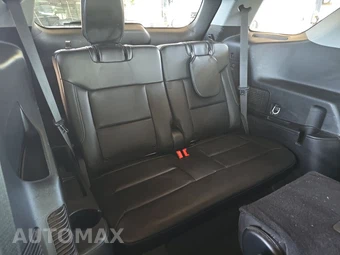 2023 Ford Explorer XLT - miniatura 14