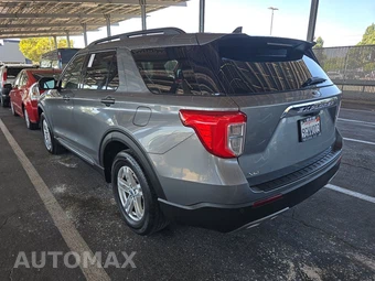 2023 Ford Explorer XLT - miniatura 6