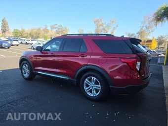 2023 Ford Explorer XLT – miniatura 2