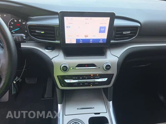 2023 Ford Explorer XLT – miniatura 6
