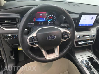2023 Ford Explorer XLT - miniatura 10