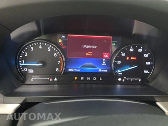 2023 Ford Explorer XLT - miniatura 12