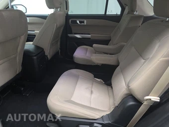 2023 Ford Explorer XLT - miniatura 13