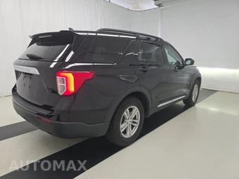 2023 Ford Explorer XLT - miniatura 4