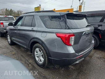 2023 Ford Explorer XLT - miniatura 2