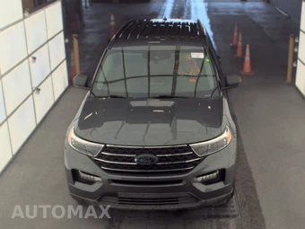2023 Ford Explorer XLT – miniatura 2