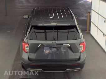 2023 Ford Explorer XLT – miniatura 5