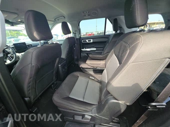 2023 Ford Explorer XLT - miniatura 13