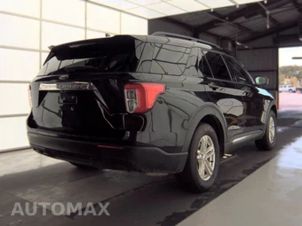2023 Ford Explorer XLT - miniatura 4