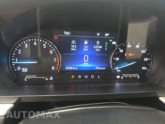 2023 Ford Explorer XLT - miniatura 12