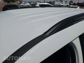 2023 Ford Explorer XLT - miniatura 12