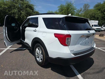 2023 Ford Explorer XLT - miniatura 2
