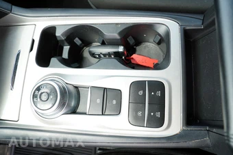 2023 Ford Explorer XLT - miniatura 12