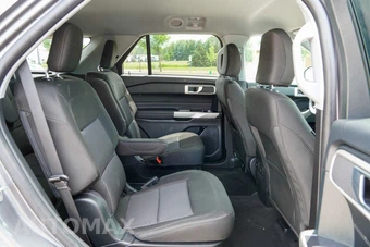 2023 Ford Explorer XLT - miniatura 16