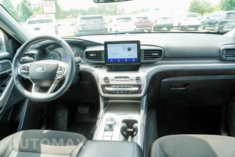 2023 Ford Explorer XLT - miniatura 18