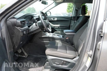 2023 Ford Explorer XLT - miniatura 8