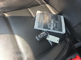 2023 Ford Explorer XLT - miniatura 22
