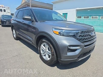 2023 Ford Explorer XLT - miniatura 3