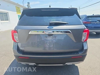 2023 Ford Explorer XLT - miniatura 5