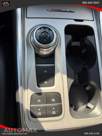 2023 Ford Explorer XLT - miniatura 16